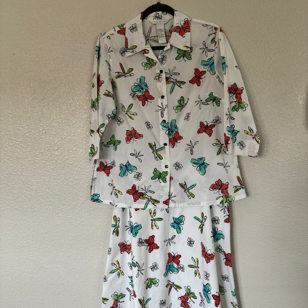 NAPA VALLEY VINTAGE ,WHITE BUTTERFLY/FIREFLY ECLECTIC BLOUSE SKIRT SETS SIZE :M